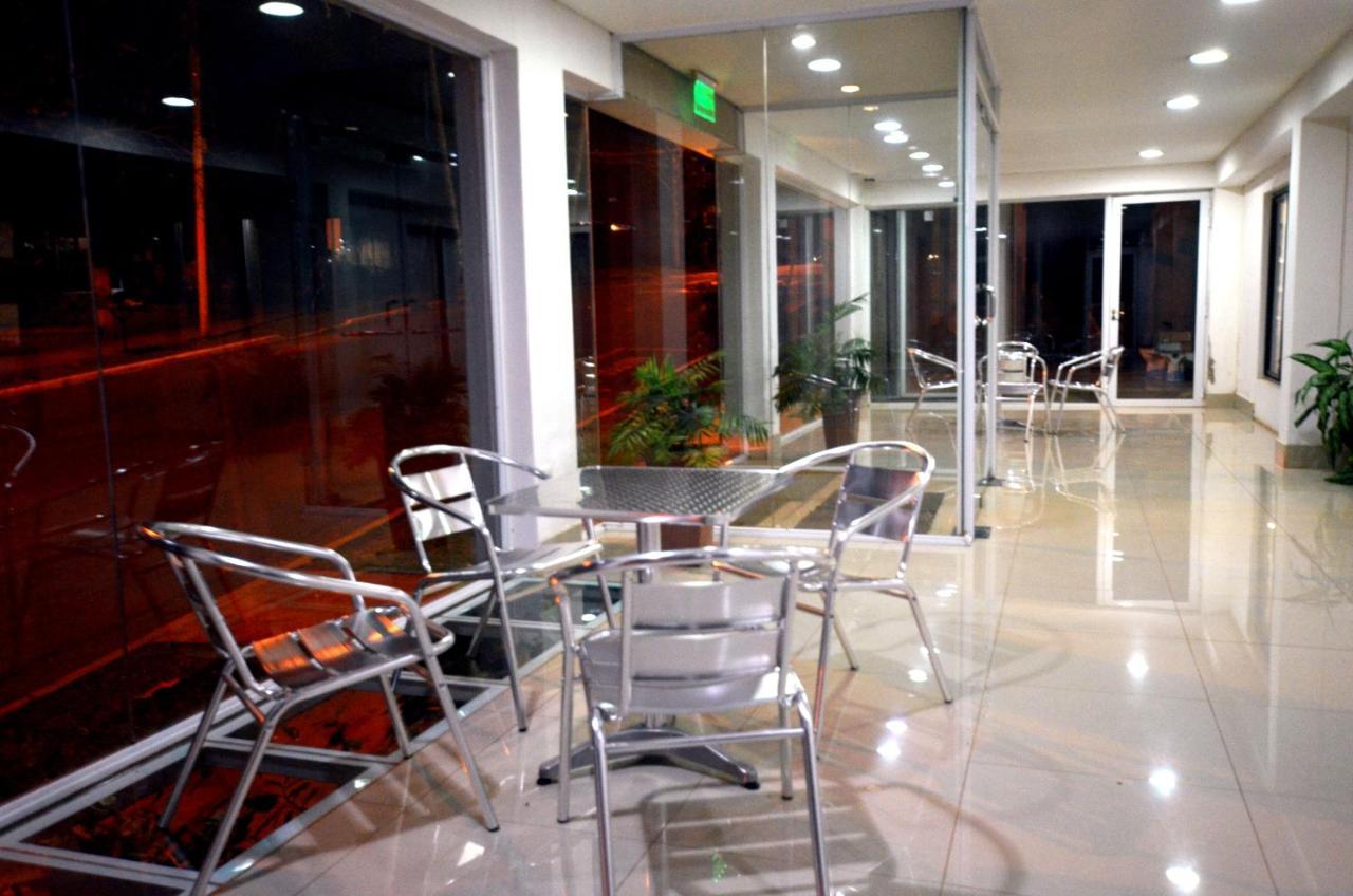 Hostería Casa Blanca Iguazú Puerto Iguazú Exterior foto