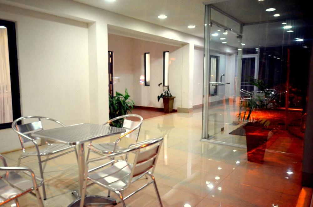 Hostería Casa Blanca Iguazú Puerto Iguazú Exterior foto