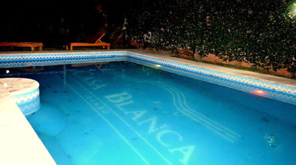 Hostería Casa Blanca Iguazú Puerto Iguazú Exterior foto